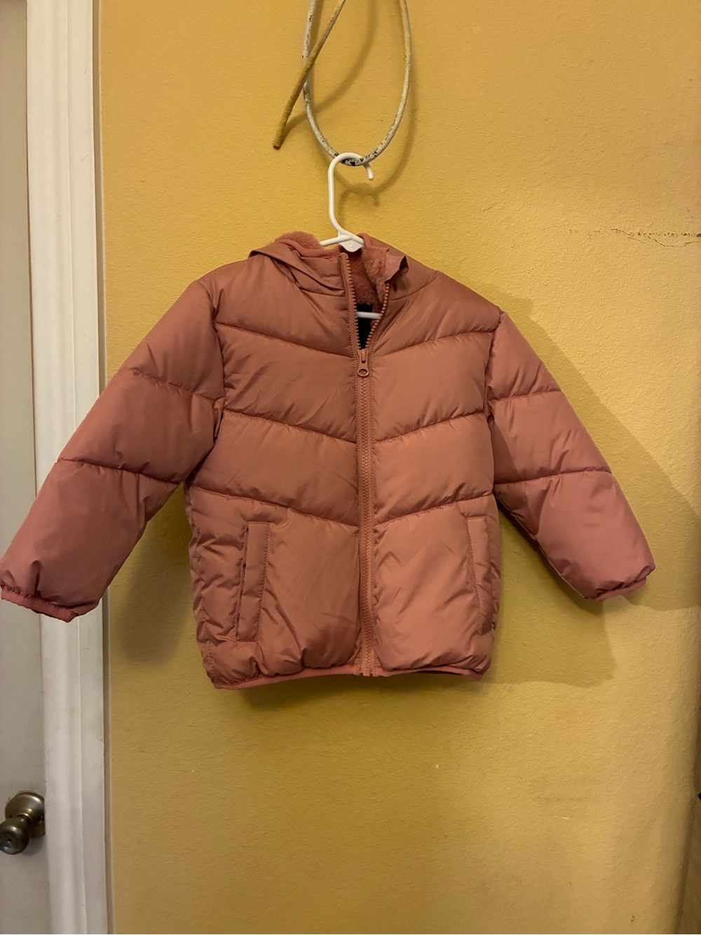 Children's Hooded Puffer Jacket in Dusty Rose